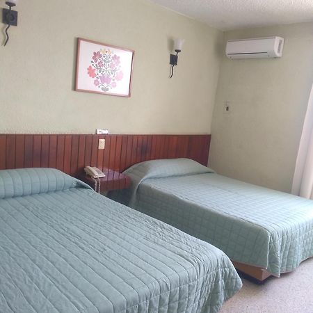 Hotel Batab Канкун Екстер'єр фото