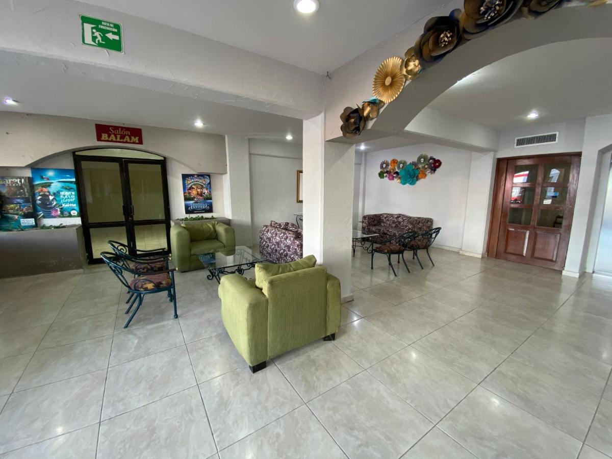 Hotel Batab Канкун Екстер'єр фото